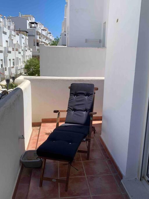 Penthouse Seaview And Golf Valle Romano Естепона Екстериор снимка