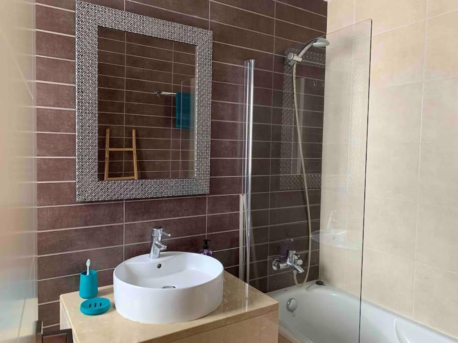Penthouse Seaview And Golf Valle Romano Естепона Екстериор снимка
