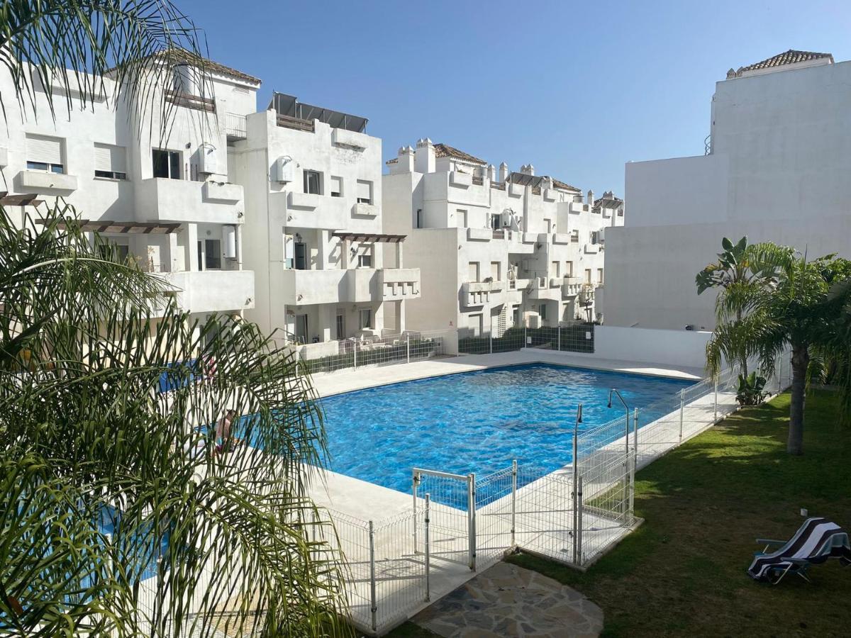 Penthouse Seaview And Golf Valle Romano Естепона Екстериор снимка